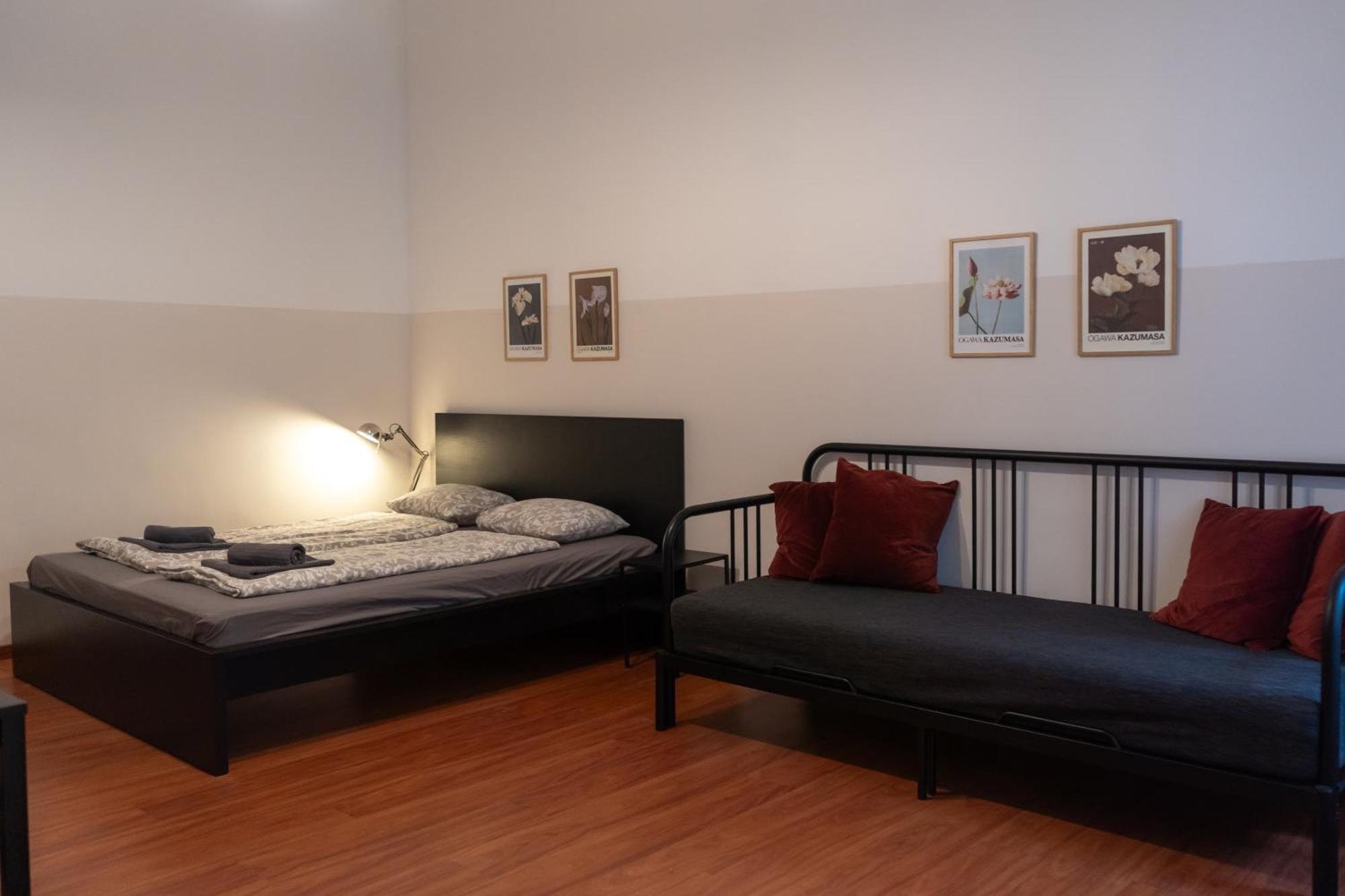 Cozy Apartment In Akacfa Street Budapest Exterior foto